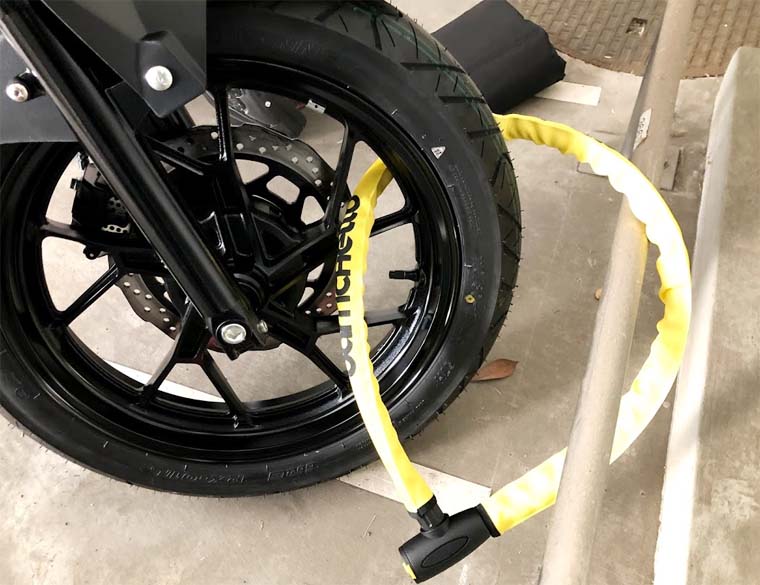 Barrichello バリチェロ 盗難防止バイクロックのレビュー Vストローム250の防犯対策に買ったキーロックの評判 口コミ 魂を揺さぶるヨ