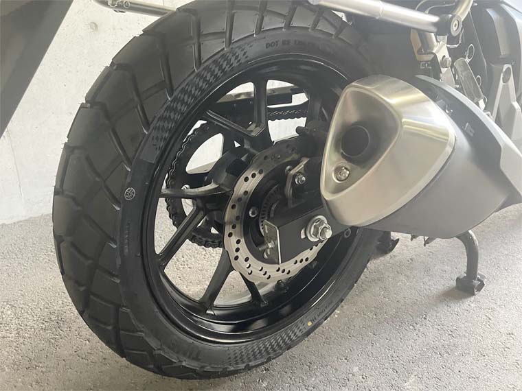 Vストローム250専用リムステッカーのレビュー 簡単にドレスアップ出来るカスタムパーツの評判 口コミ 魂を揺さぶるヨ